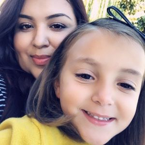 Meet your Posher, Elma